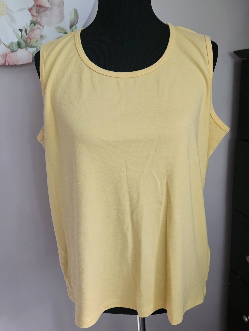 Hasting & Smith Classic Women's Sleeveless Tank Top - Yellow XL